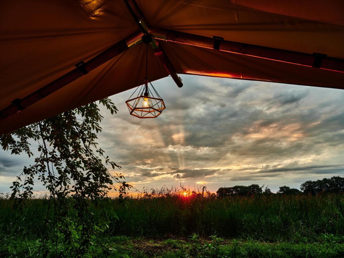 Zatoria Luxury Glamping Zator Hotel Ngoại thất bức ảnh